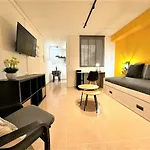 Tarracohomes, Th09 Studio Cathedral Con Aire Acondicionado