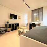 Tarracohomes, Th09 Studio Cathedral Con Aire Acondicionado